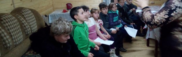 Занятия в воскресной школе для юных прихожан «ВОСХОД» Покровской церкви г. Городище