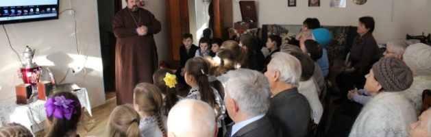 Священнослужитель рассказал школьникам о Рождестве Христовом