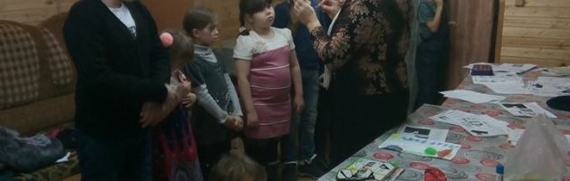 Воспитанники воскресной школы «Восход» продолжают готовиться к Рождественскому концерту
